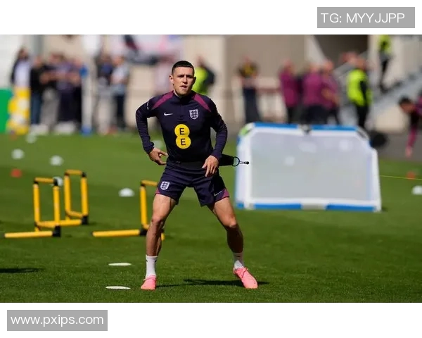 英格兰足球队名单公布：拉什福德、斯特林领衔新生力量崭露头角